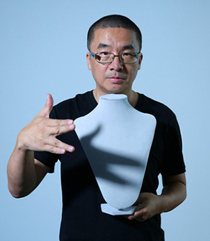 蘇丹專訪 ：之所以經(jīng)典，是因?yàn)椴徘榕c極致